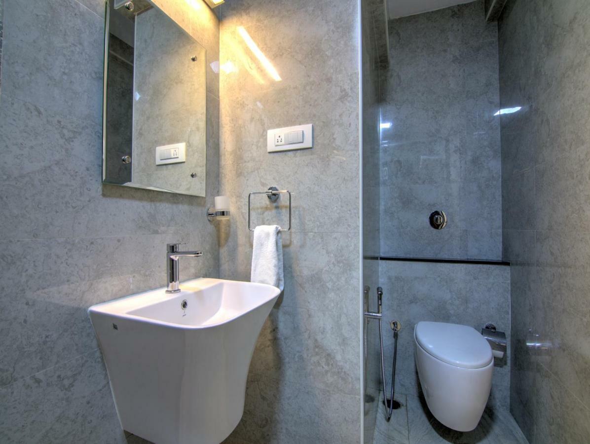 Sunshine Suites Grand Deluxe Bengaluru Kültér fotó